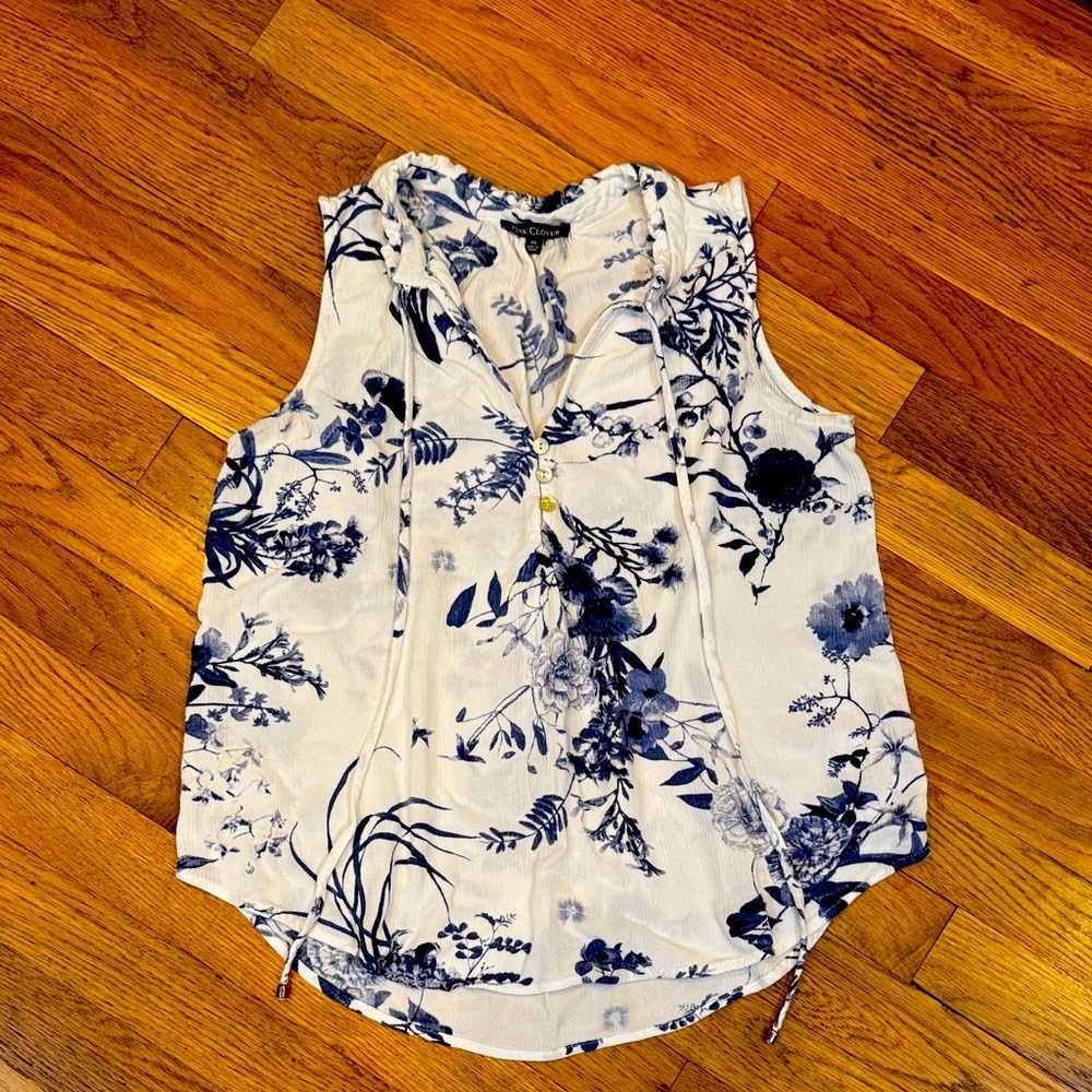 Pink Clover sleeveless top, size XS